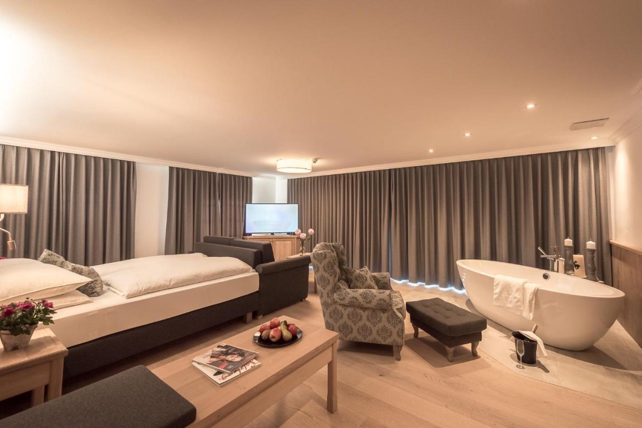 Hotel Gasthof Mostwastl ザルツブルク エクステリア 写真